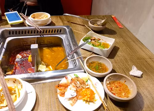 Quản lý nhà hàng buffet phạt khách 200K vì để thừa rau “tố” khách hàng diễn vai nạn nhân ảnh 3