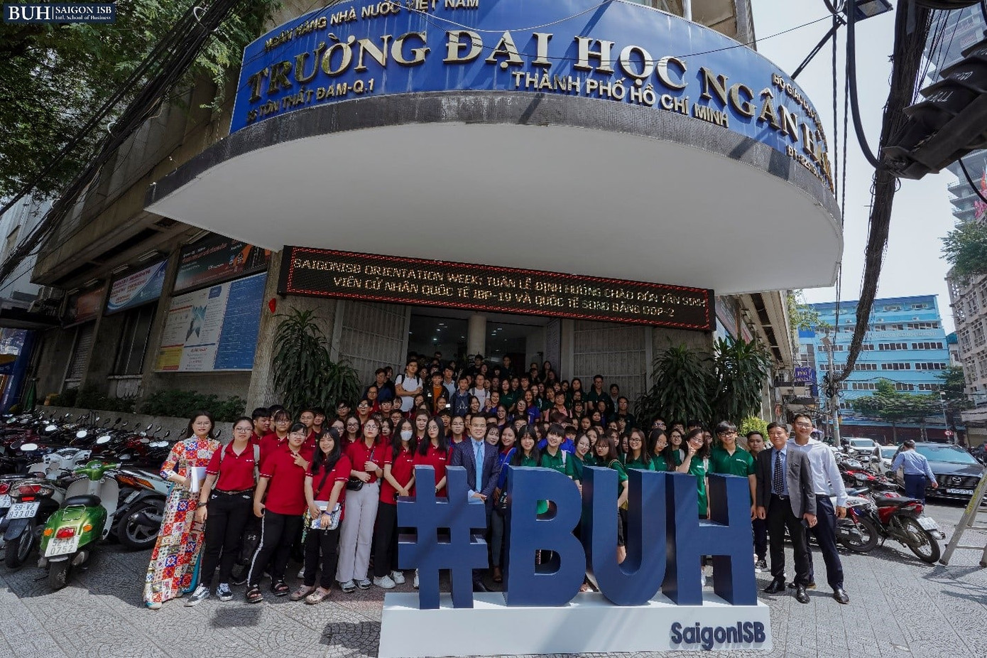 Thêm hàng loạt trường ĐH tại TP.HCM cho sinh viên nghỉ học vì liên quan đến ca COVID-19 ảnh 4