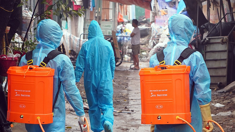 Loạt địa điểm ở Hà Nội có “dấu chân” của hai ca mắc COVID-19 mới, bạn cần kiểm tra ngay! ảnh 1