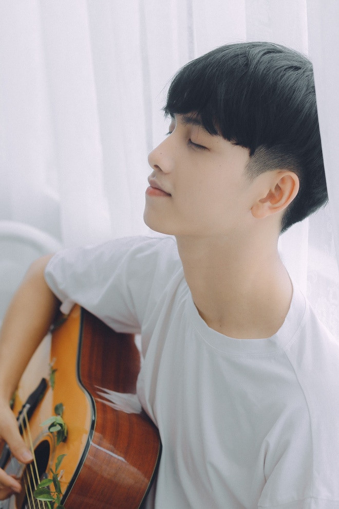 Trai đẹp trường Y gây sốt cộng đồng mạng nhờ bức ảnh thẻ trên giấy phép lái xe ảnh 5