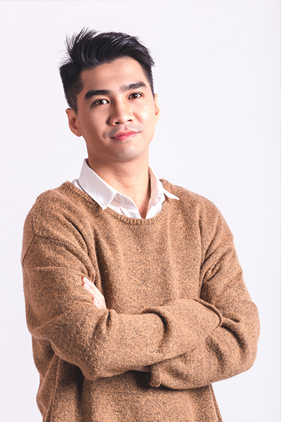 Ngắm nhan sắc của Hồng Nhật - bạn gái kém 4 tuổi vừa được PewPew cầu hôn ảnh 1