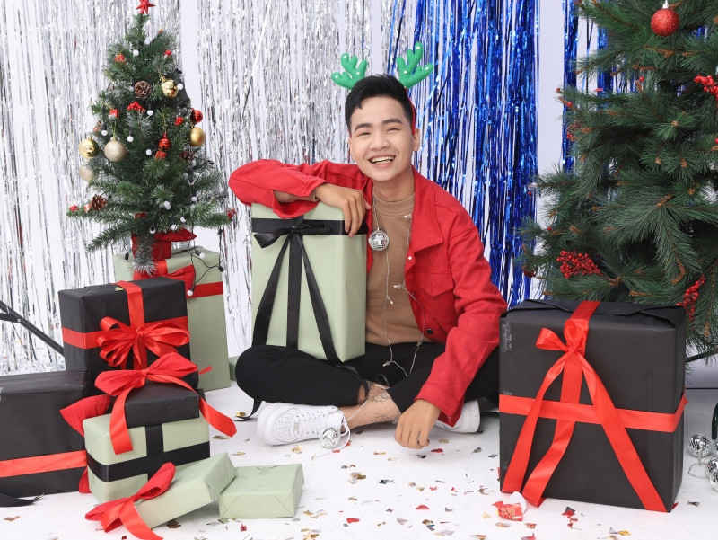 Cham Cân 5 xuất hiện cực bảnh trong bộ ảnh đón Giáng sinh, tiết lộ điều ít người biết ảnh 4