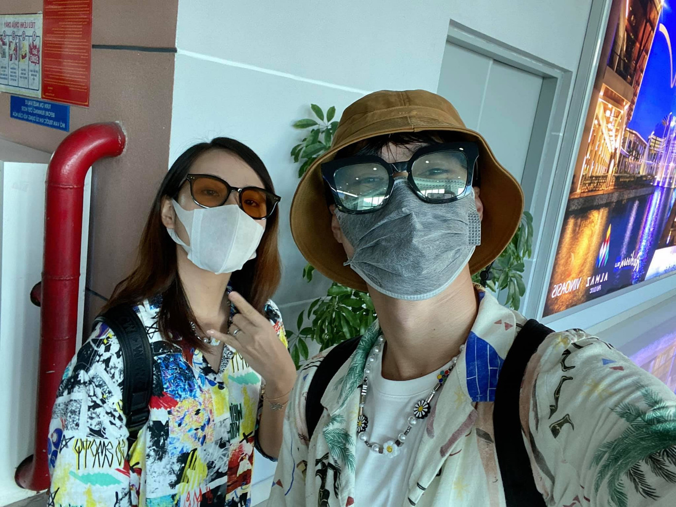 Văn Toàn được Công Phượng tặng iPhone 12, tiện thể “gạ gẫm” Viên Minh tặng nốt MacBook ảnh 1