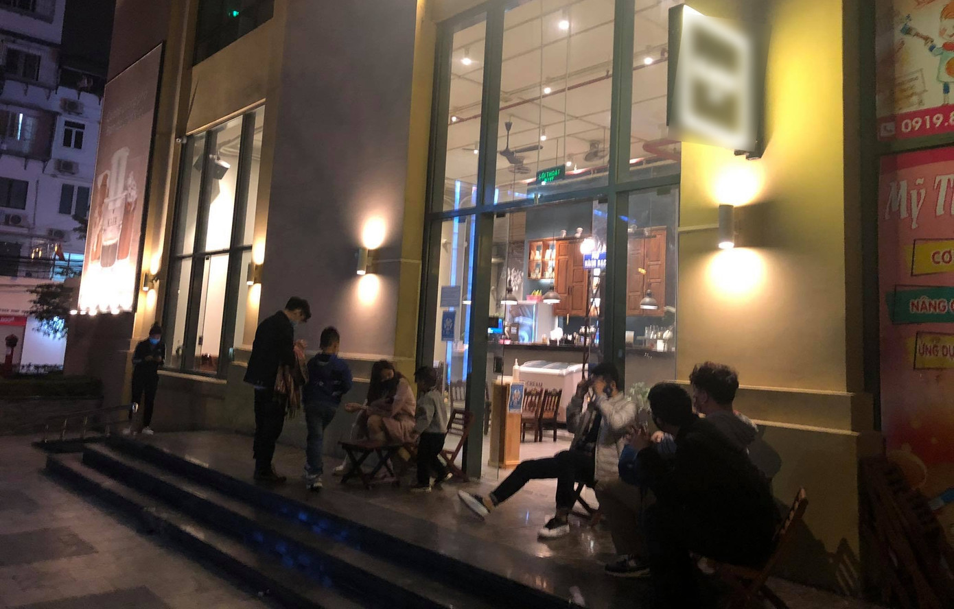 Nhà hàng, quán ăn phục vụ trong nhà ở Hà Nội vẫn được hoạt động nếu đảm bảo giãn cách ảnh 3