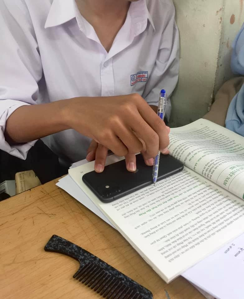 Thầy giáo chơi lớn “đu trend” cùng học sinh: Có tất cả nhưng lại thiếu thước kẻ! ảnh 5