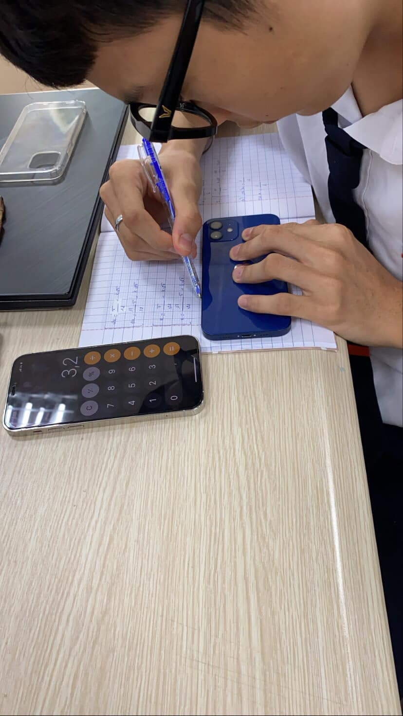 Thầy giáo chơi lớn “đu trend” cùng học sinh: Có tất cả nhưng lại thiếu thước kẻ! ảnh 4