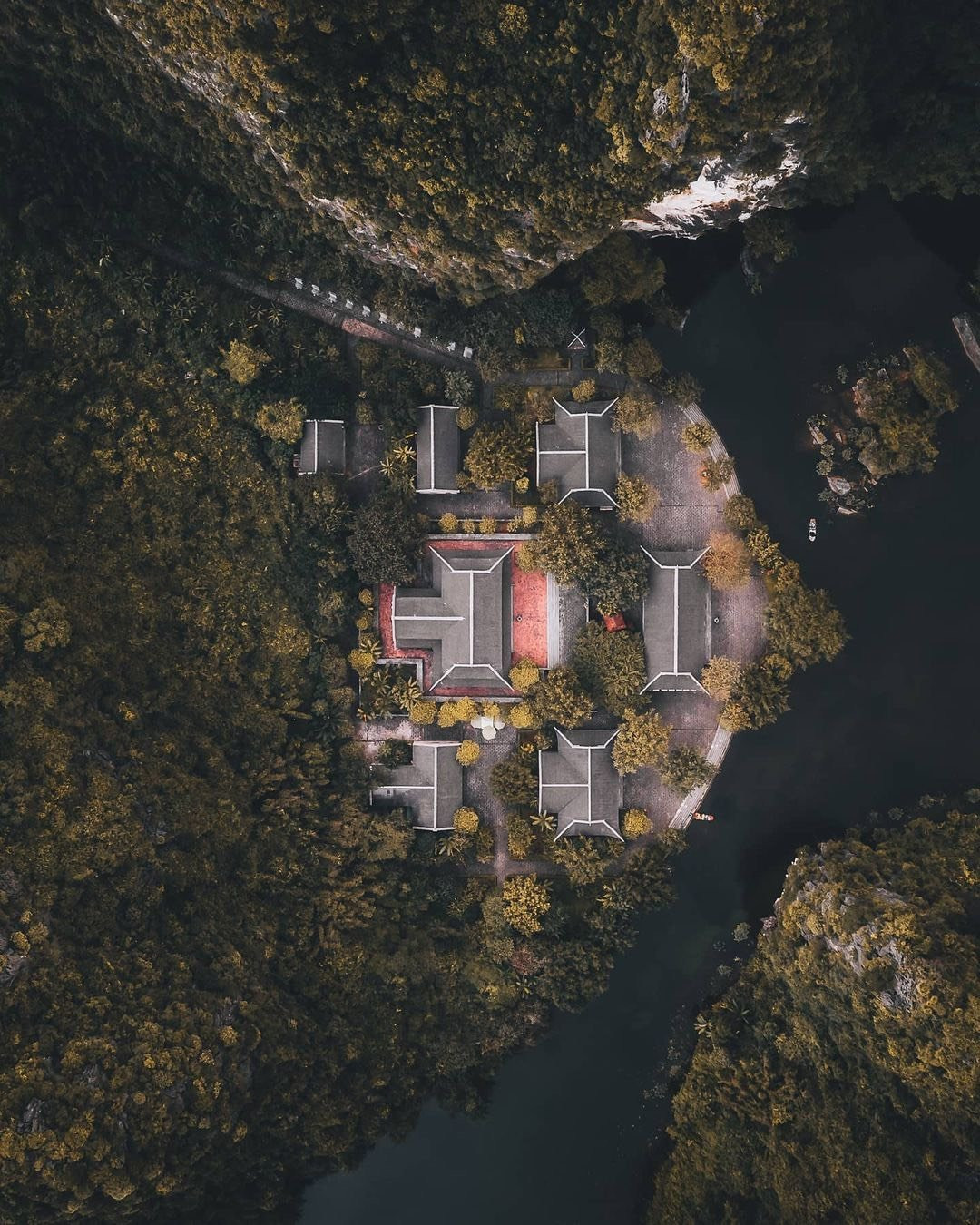 Hang Múa, đồng cừu Gia Viễn (Ninh Bình) lọt top điểm “hot” dịp Tết Dương lịch 2021 ảnh 6