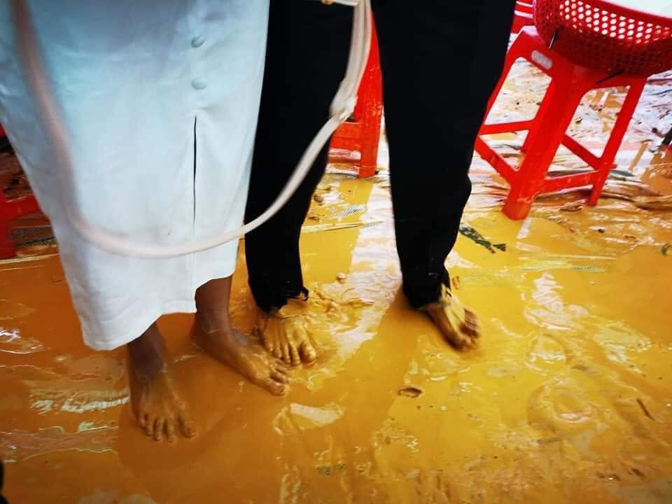 Đám cưới “nhọ” nhất năm: Tổ chức đúng mùa dịch lại còn dính mưa bão ảnh 3