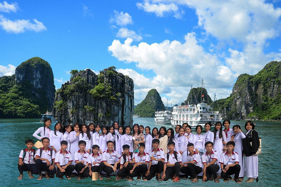 Khi tập thể lớp “đi du lịch“: Ghé thăm từ vịnh Hạ Long, sang Dubai cho tới sao Hỏa! ảnh 3