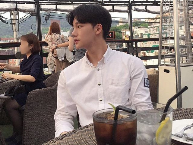 Sống như các chàng trai, đơn giản và ít suy diễn, đôi khi lại dễ thở hơn nhiều đấy! ảnh 3