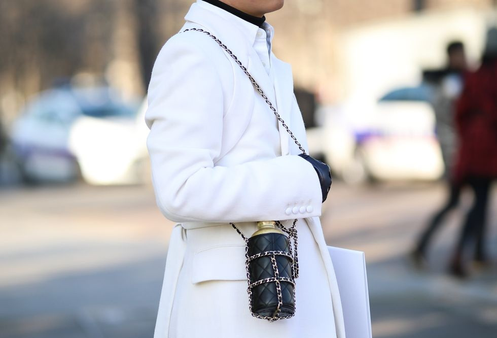 Những mẫu túi hot nhất năm 2021: Cực kỳ hữu dụng, khiến bạn tự tin hơn khi bước ra đường ảnh 5