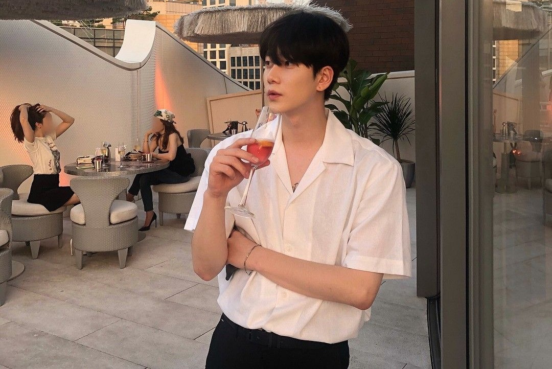 Sống như các chàng trai, đơn giản và ít suy diễn, đôi khi lại dễ thở hơn nhiều đấy! ảnh 2