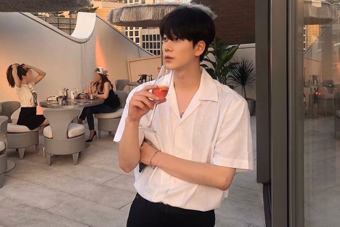 Sống như các chàng trai, đơn giản và ít suy diễn, đôi khi lại dễ thở hơn nhiều đấy! ảnh 2