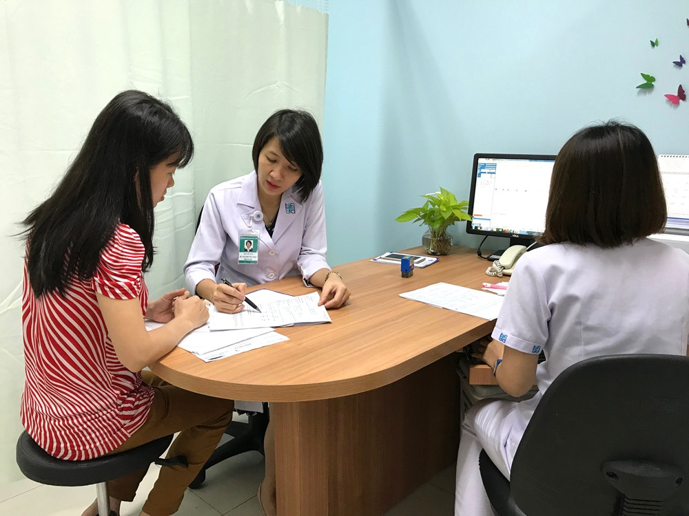 Bác sỹ và 'lời khuyên vàng' cho các bà bầu đi sinh con vào dịp Tết ảnh 1