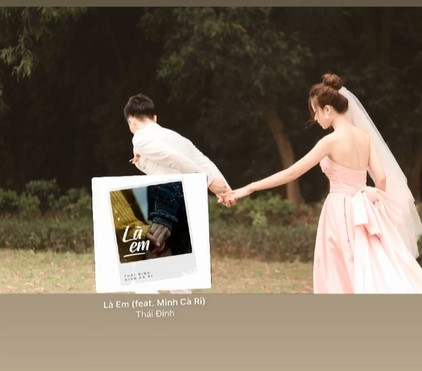 Bạn gái cầu thủ Phan Văn Đức tung ảnh cưới giấu mặt chú rể ảnh 2