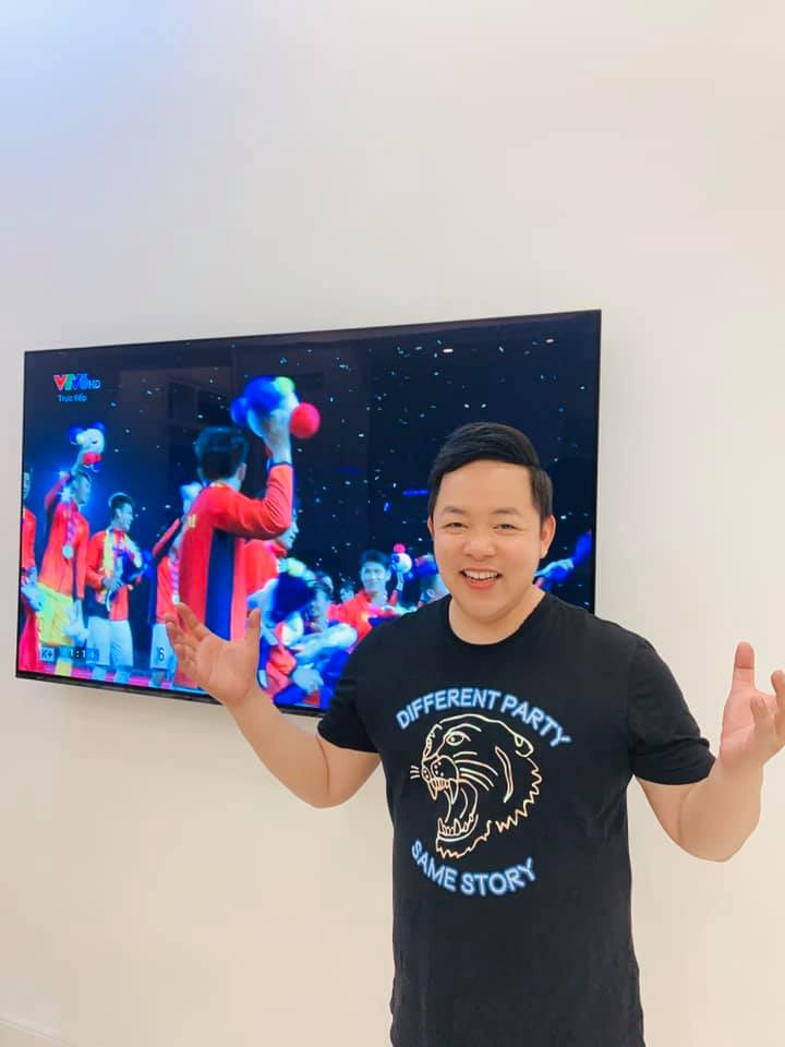 Dân mạng xót xa bức ảnh Văn Hậu bị thương ở chân do Quang Lê chia sẻ ảnh 2