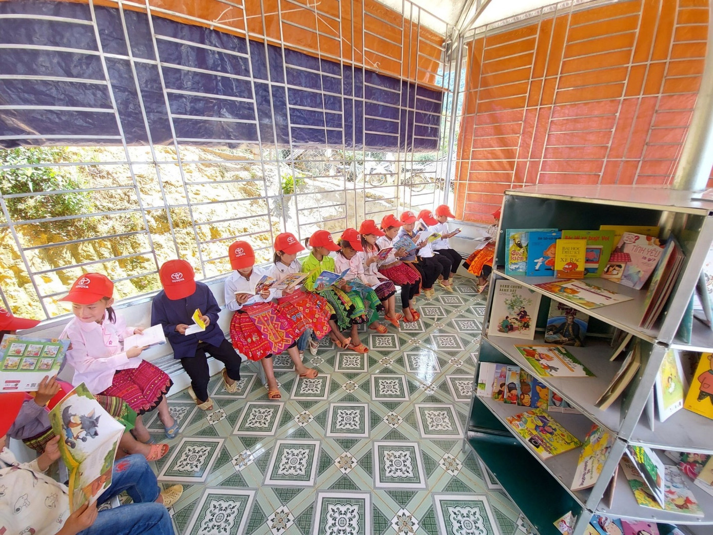 Quỹ Toyota Việt Nam hỗ trợ nâng cấp điểm trường cho trẻ em vùng cao tại Sơn La ảnh 3