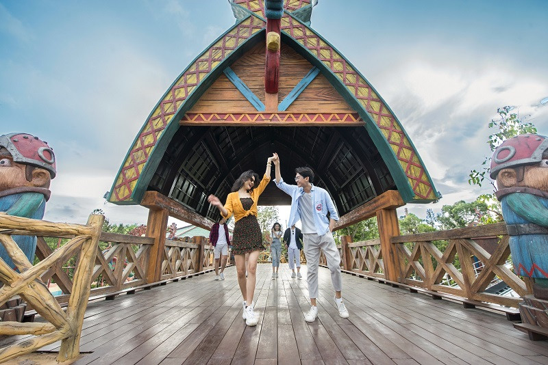 Giải mã sức hấp dẫn của công viên chủ đề lớn nhất Việt Nam ảnh 4