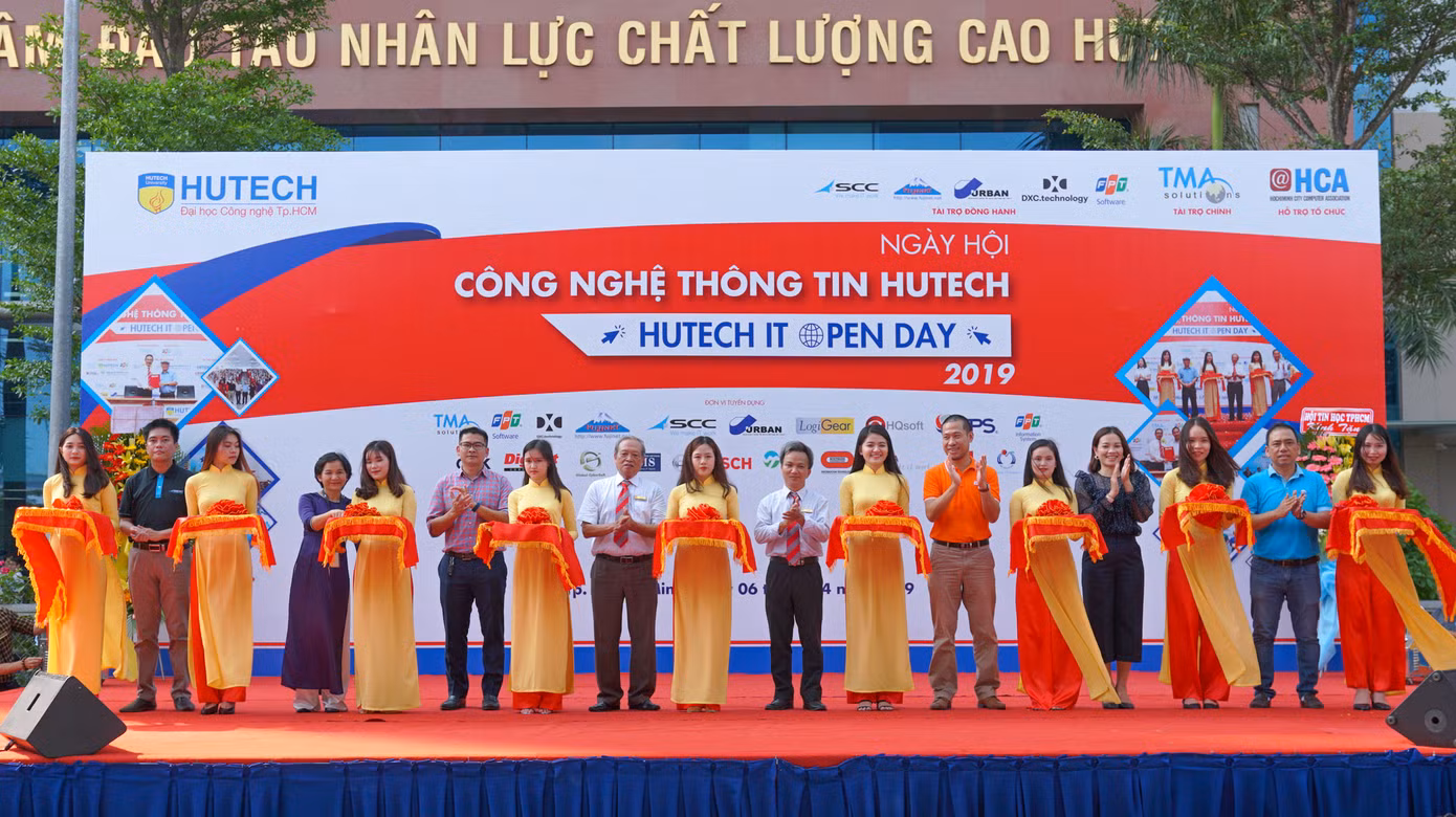 Hơn 1.500 đầu việc sẵn sàng chờ sinh viên Công nghệ thông tin TP.HCM ảnh 2