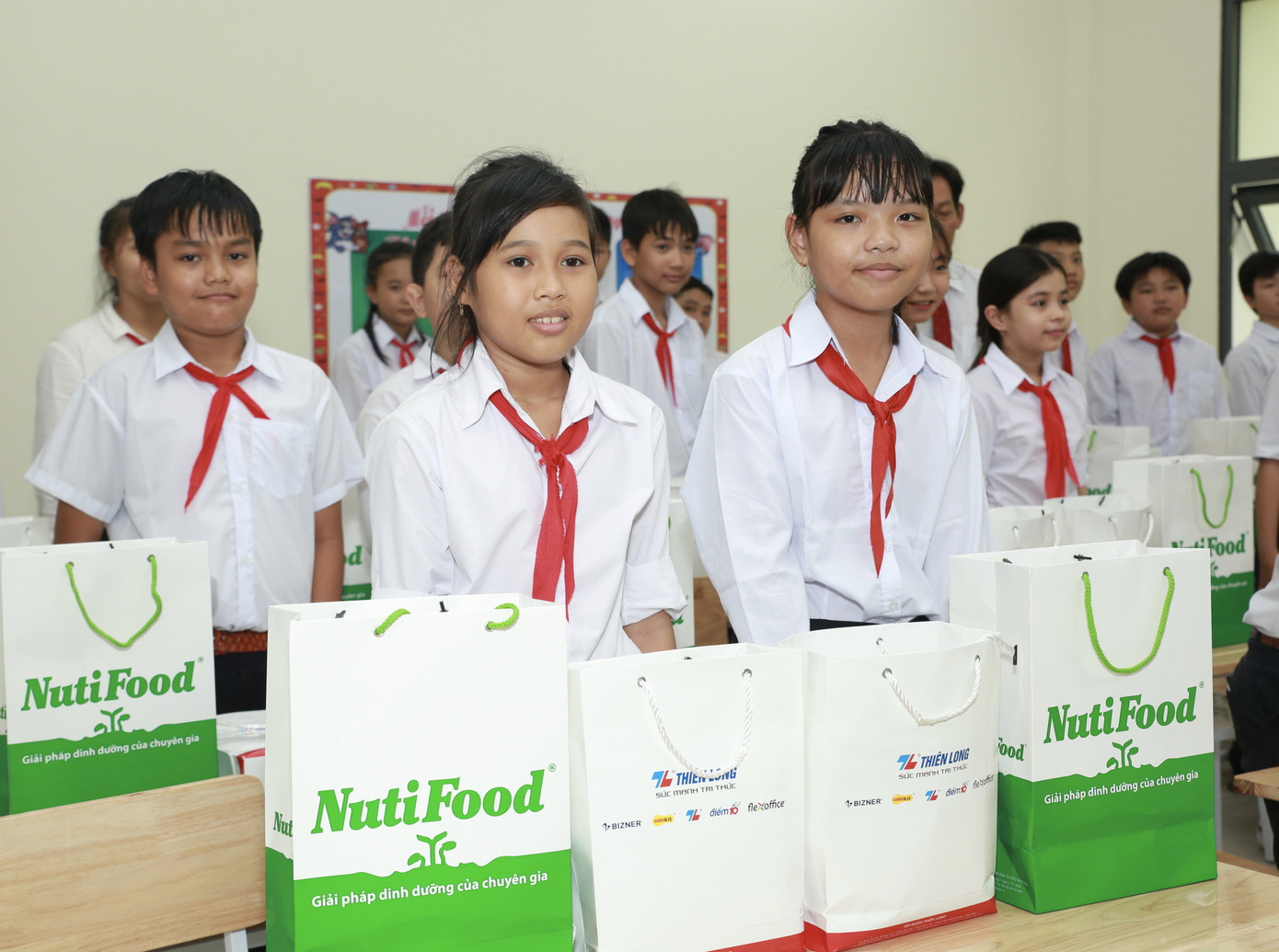 Khánh thành ngôi trường đầu tiên theo chuẩn quốc gia tại Long Khánh, Đồng Tháp ảnh 2