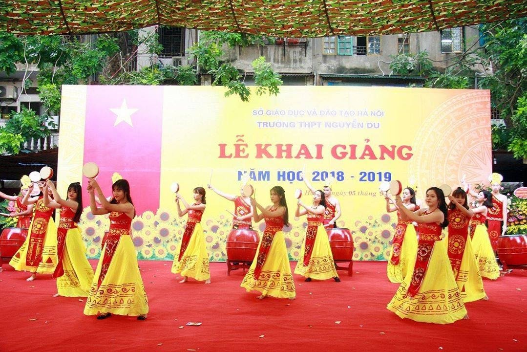 Trường THPT Nguyễn Du địa chỉ tin cậy của phụ huynh và học sinh 23 năm qua ảnh 1