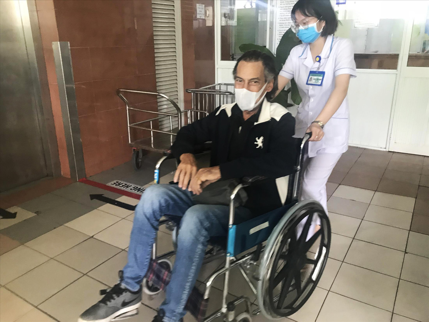 Chuyến 'chu du tình người' của Richard Lerea ảnh 4