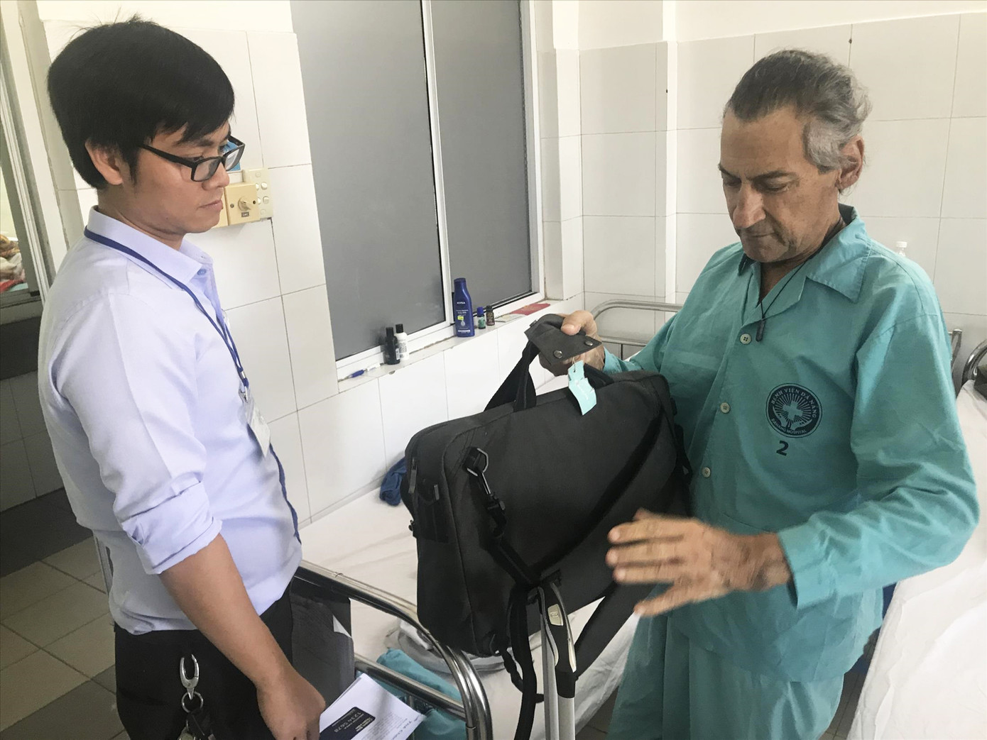 Chuyến 'chu du tình người' của Richard Lerea ảnh 3