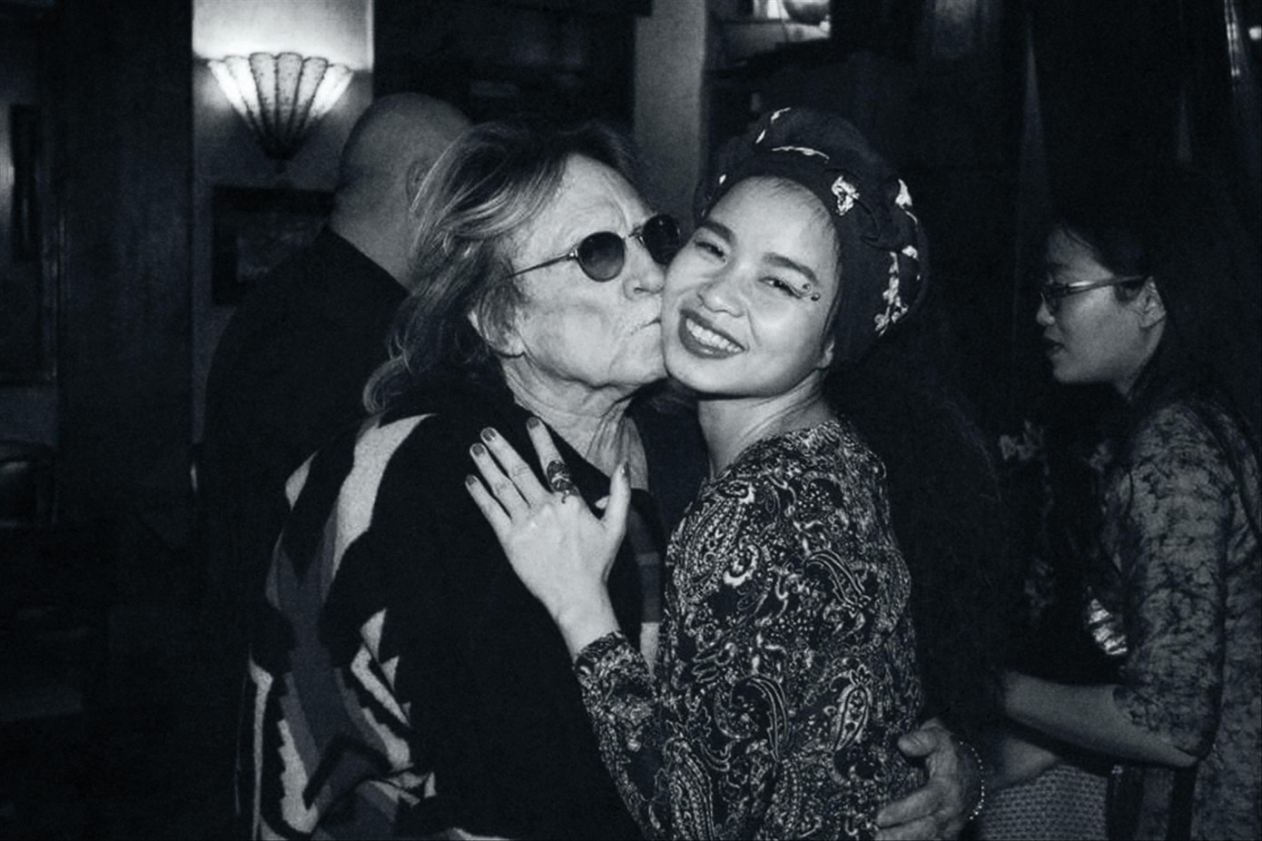 Đồng Lan kể chuyện cách ly giữa Paris ảnh 1