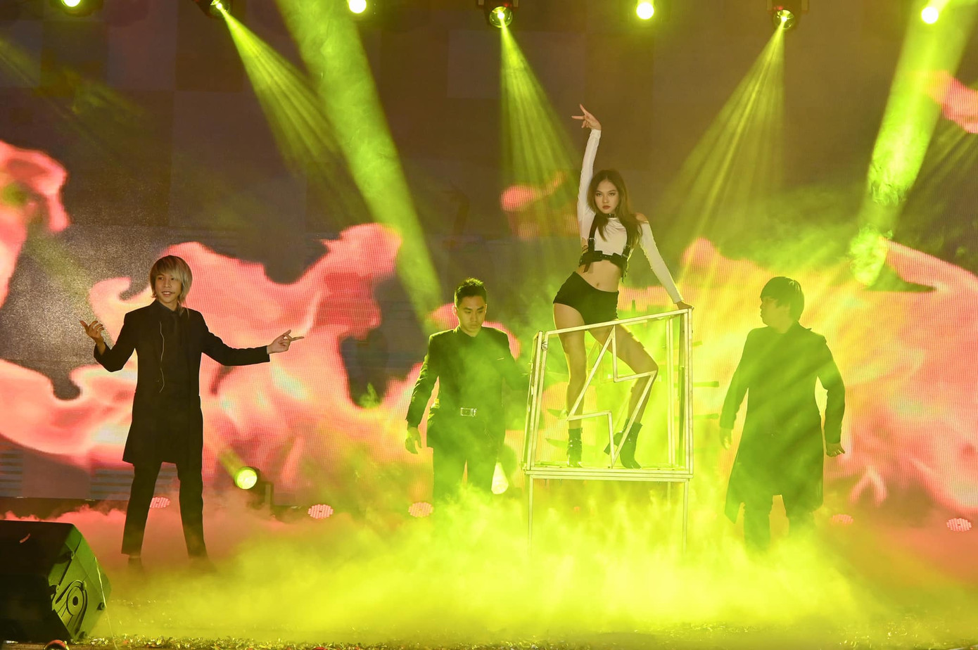 Ảo thuật gia phân thân ảnh 2