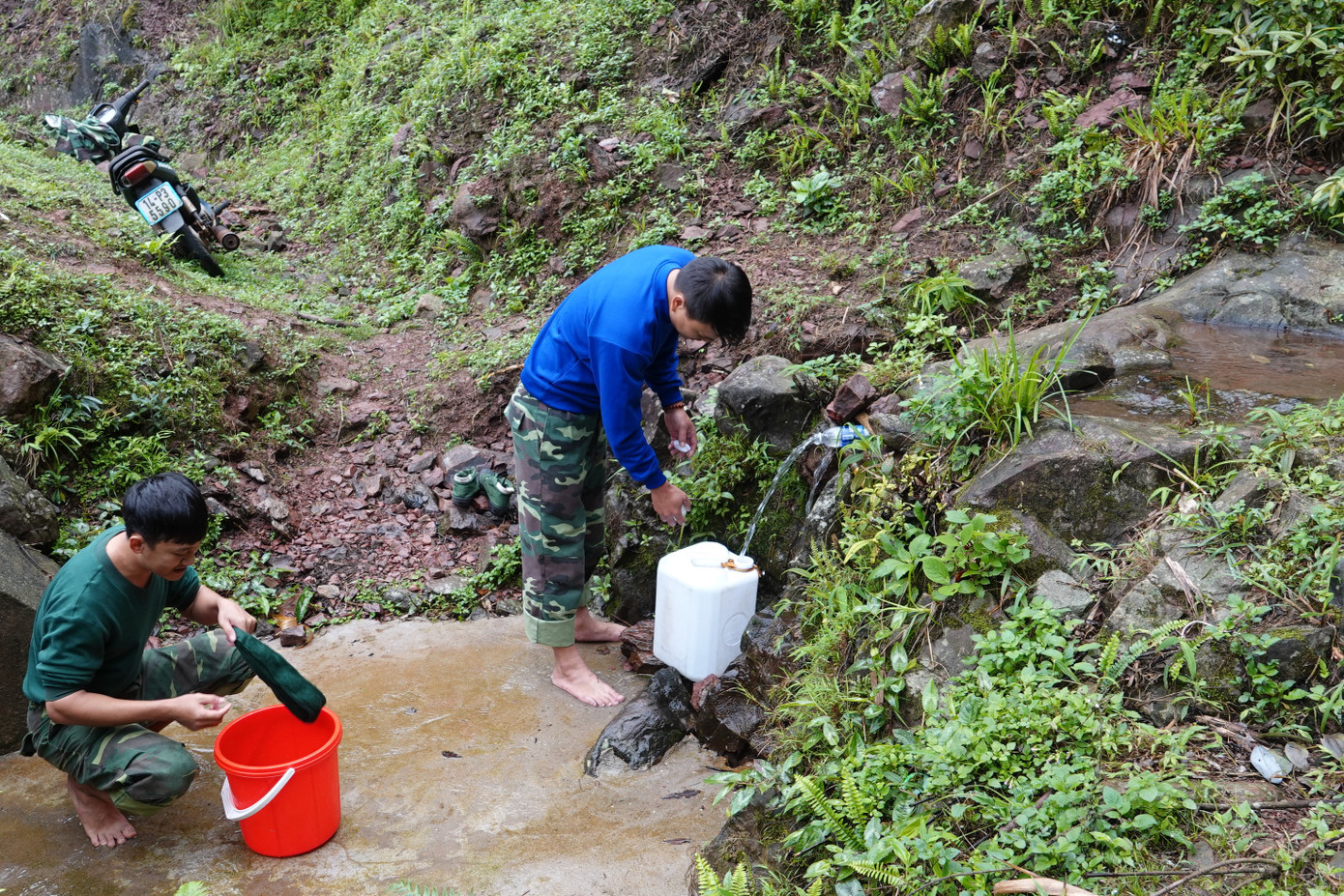 Có các anh canh phên dậu: Để Tổ quốc mãi yên bình ảnh 1