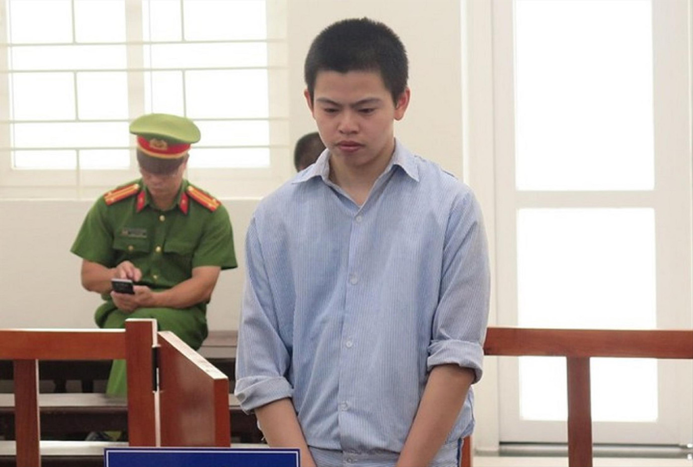 Góc khuất game online: Giết người, cướp của vì game ảnh 1