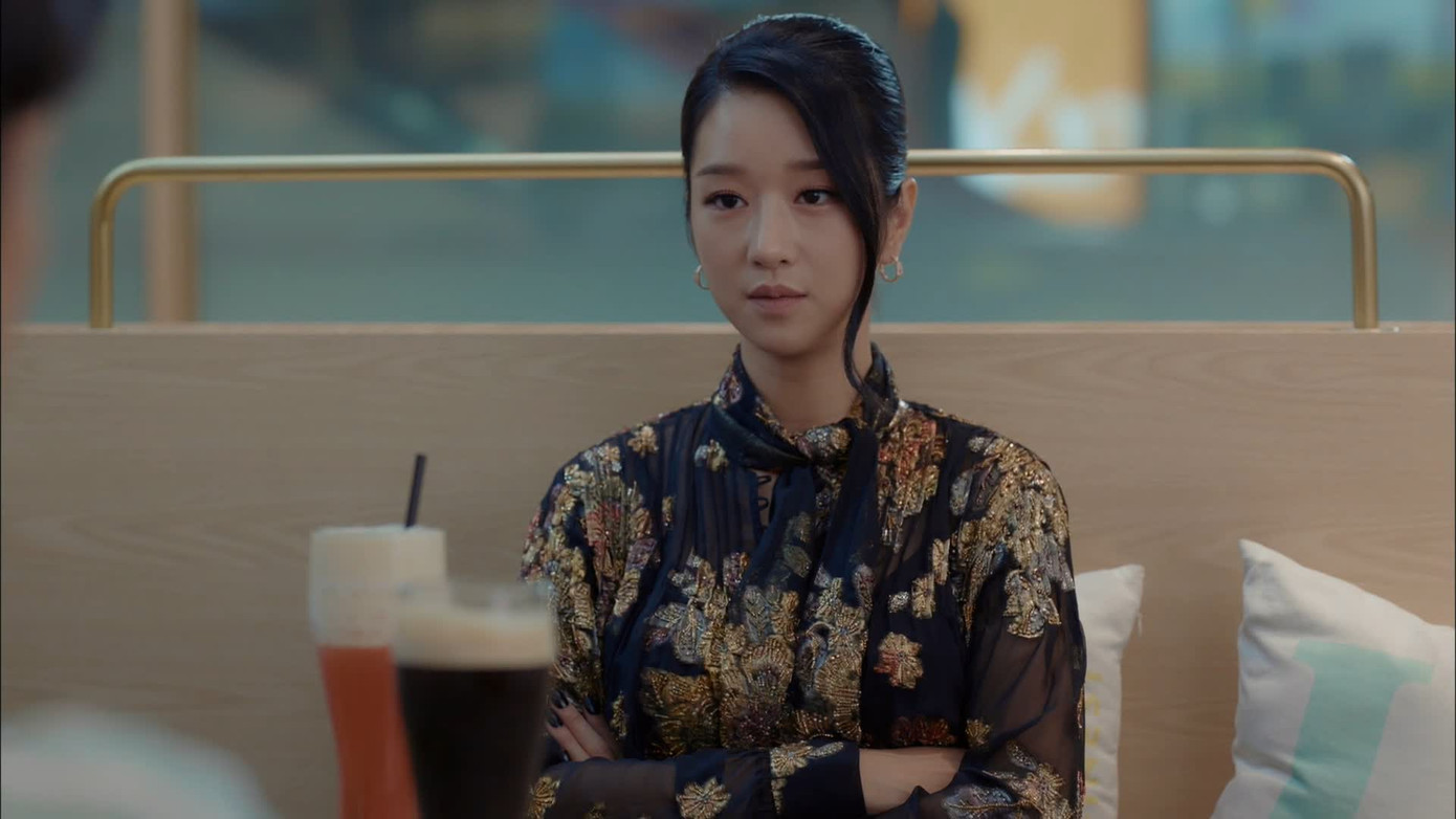 Bóc giá 13 bộ váy hàng hiệu đắt nhất của Seo Ye Ji trong ‘Điên thì có sao’ ảnh 25