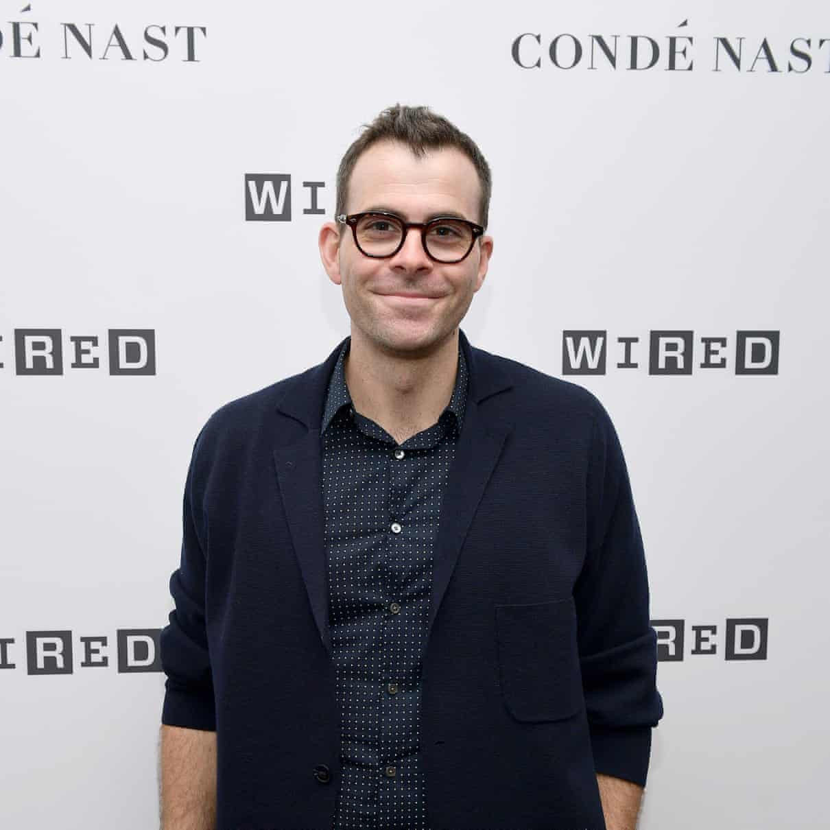 Vô cớ xóa ảnh bán nude của mẫu da màu, Instagram bị ‘ném đá’ dữ dội ảnh 2