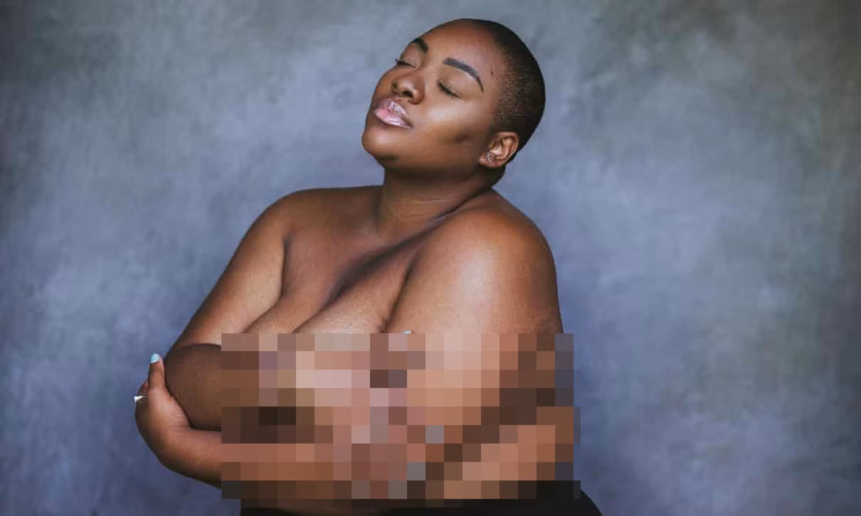 Vô cớ xóa ảnh bán nude của mẫu da màu, Instagram bị ‘ném đá’ dữ dội ảnh 1