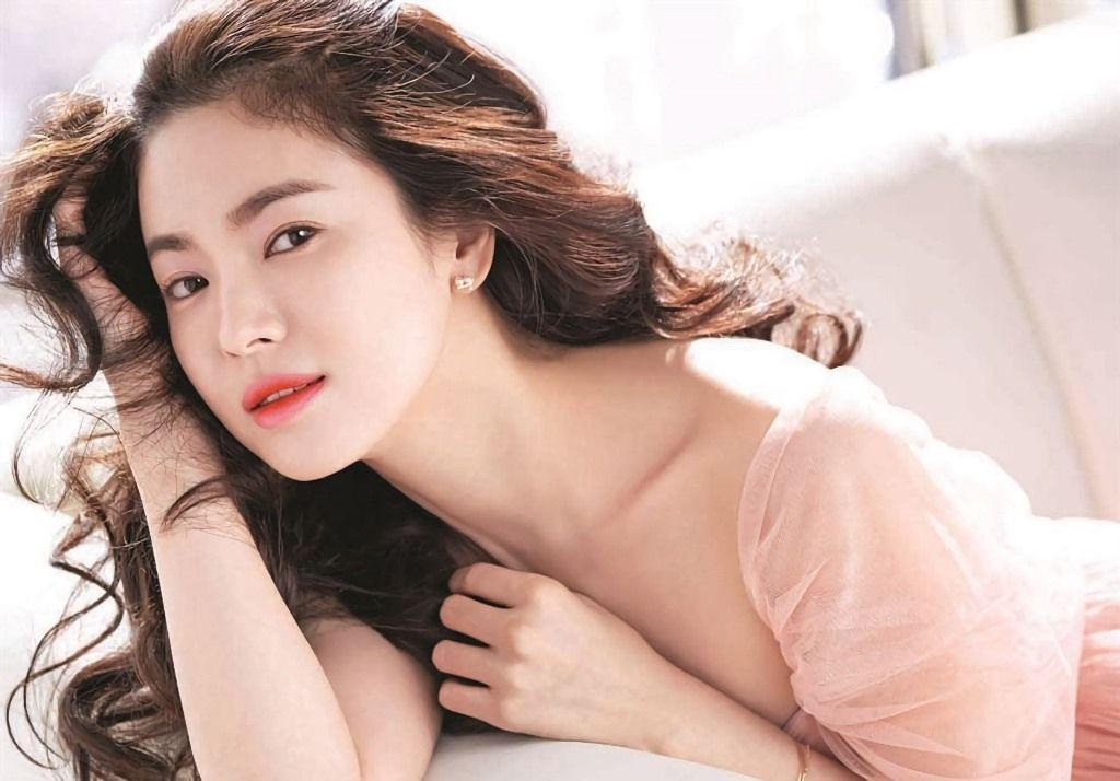 Song Hye Kyo gần cán mốc 10 triệu follow trên Instagram ảnh 4