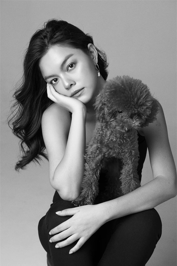 Lột xác sau ly hôn, Phạm Quỳnh Anh tung ảnh khoe vòng 1 nóng bỏng ảnh 7