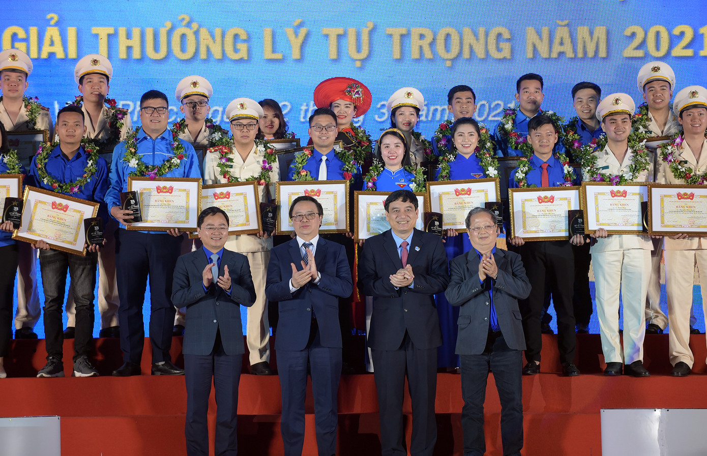 Hà Tĩnh: Tuyên dương 18 công trình thanh niên và cán bộ Đoàn tiêu biểu ​ ảnh 13