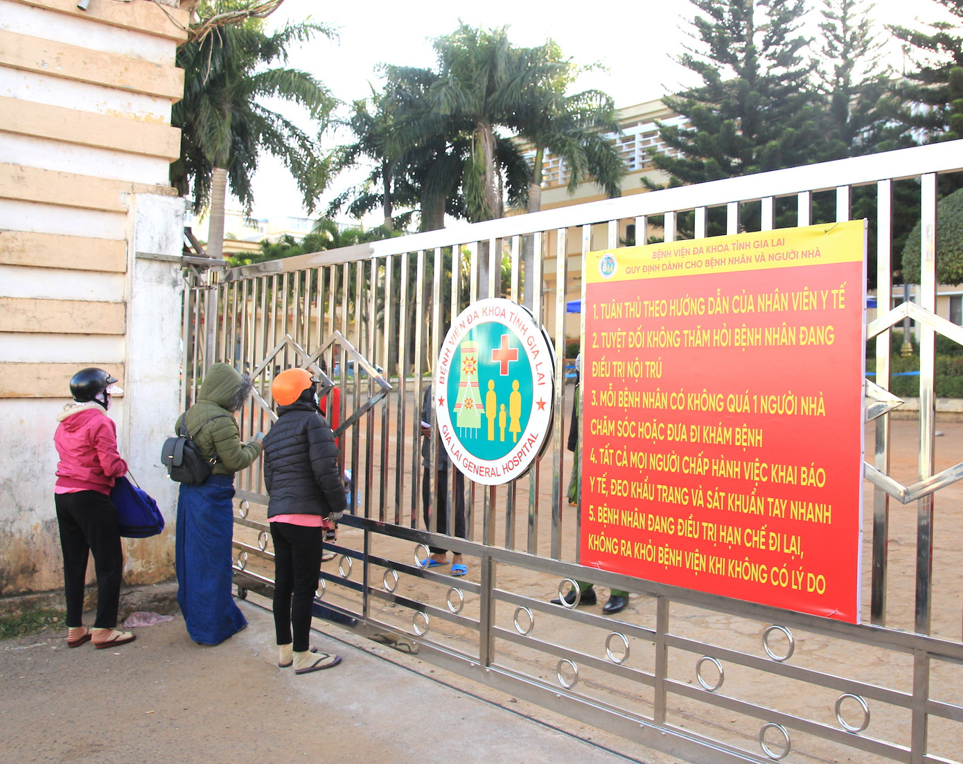 Phát hiện 12 ca dương tính SARS-CoV-2, Gia Lai đề nghị Quân khu 5 hỗ trợ dập dịch ảnh 1