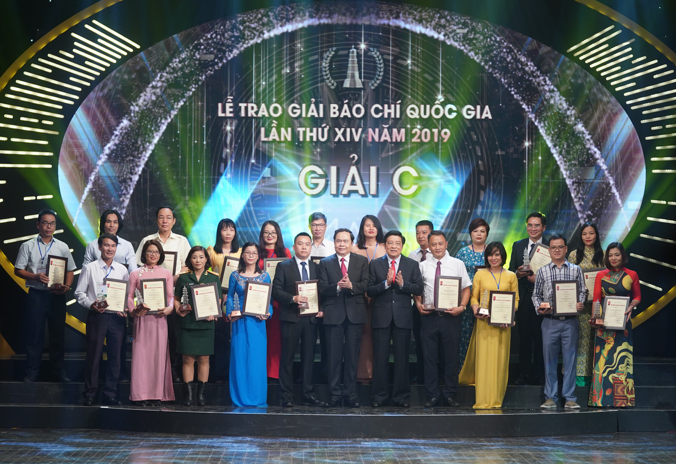 Người làm báo dấn thân, không quản ngại khó khăn, nguy hiểm ảnh 5