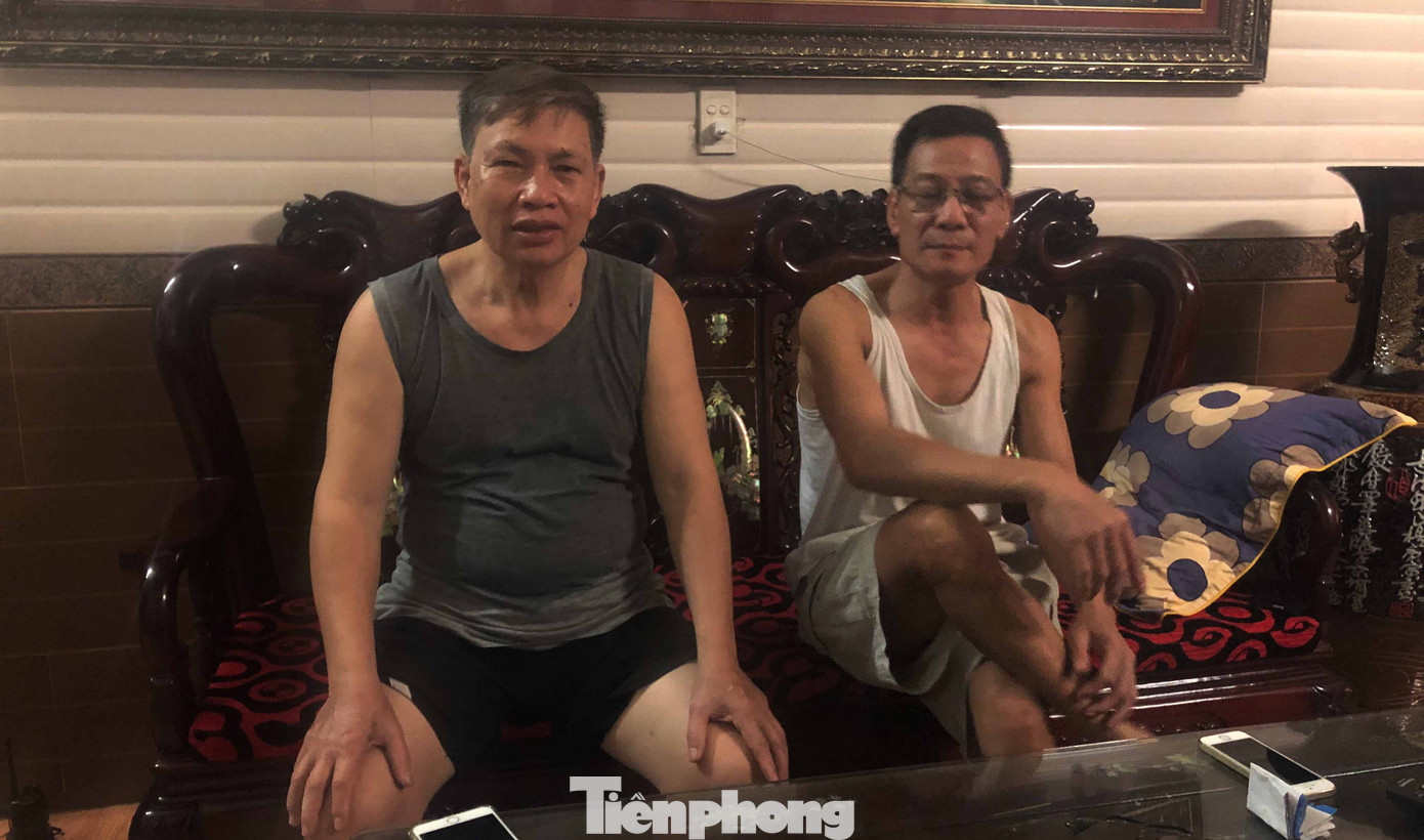 Người dân cạnh Cty có dầu thải đổ xuống sông Đà chìm trong khói ô nhiễm ảnh 2