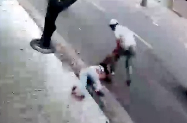 Bắt đối tượng cướp túi xách của cô giáo ngày 20-11 ảnh 4