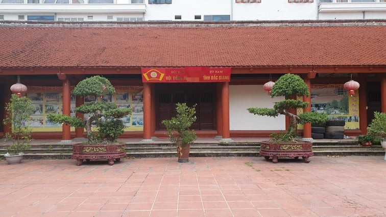 'Đất vàng' cộng đồng ở Bắc Giang thành nơi thờ cúng tư gia, nhà hàng đắt đỏ ảnh 2