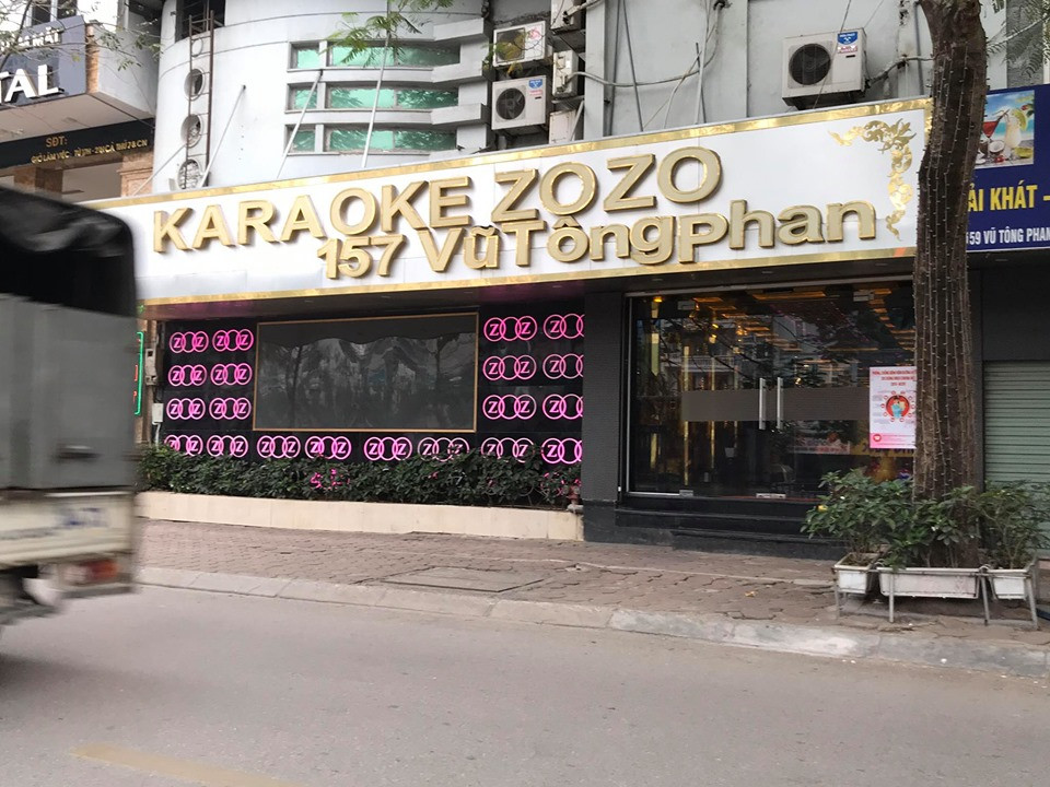 Nhiều quán karaoke và massage vẫn hoạt động sau tuyên bố của Chủ tịch Hà Nội ảnh 2