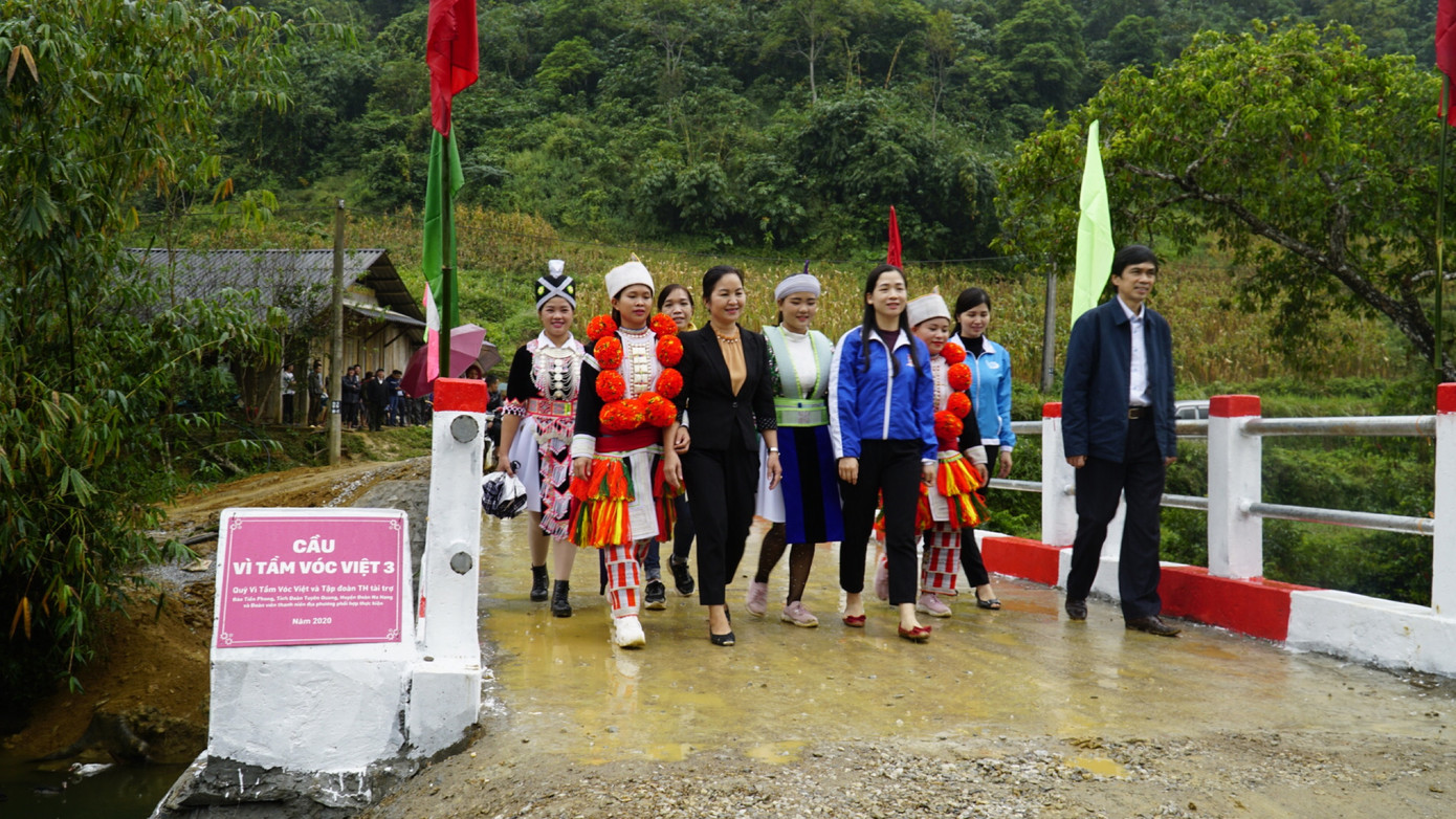 Khánh thành cầu 'Vì tầm vóc Việt': Cầu đẹp, cách làm độc đáo ảnh 8