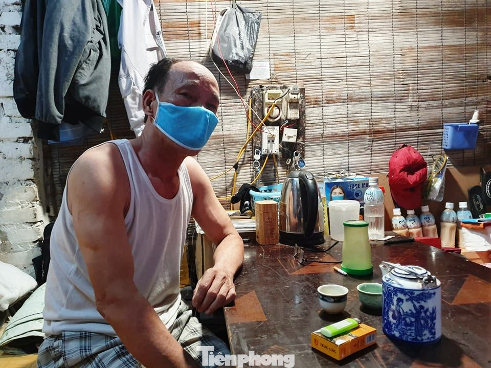 Lao động tự do mắc kẹt, khốn đốn ở Thủ đô trong dịch COVID-19 ảnh 4