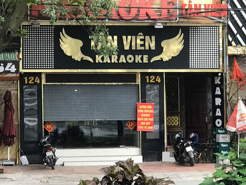 Nhiều quán karaoke và massage vẫn hoạt động sau tuyên bố của Chủ tịch Hà Nội ảnh 6