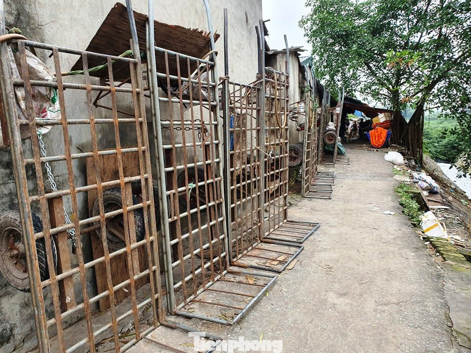 Lao động tự do mắc kẹt, khốn đốn ở Thủ đô trong dịch COVID-19 ảnh 6