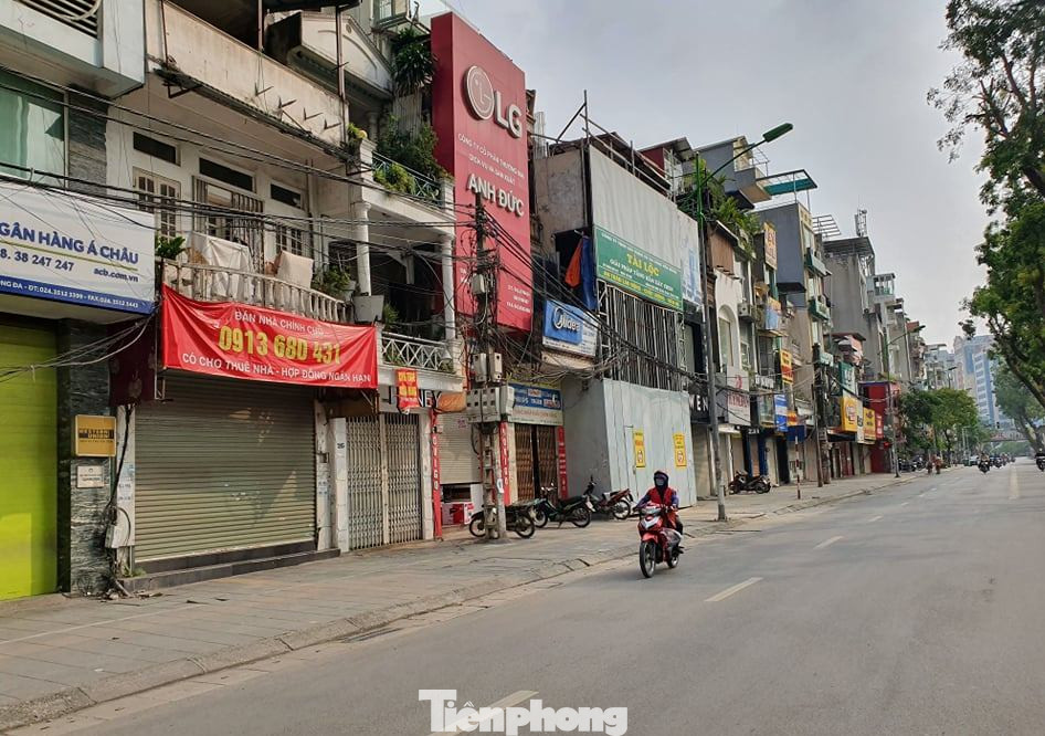 Dịch COVID-19 làm lung lay giá trị đất 'vàng' Hà Nội thế nào? ảnh 1