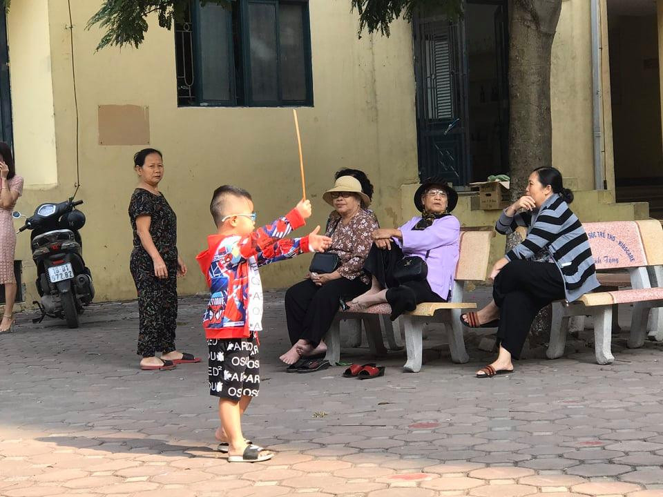 Cận cảnh cuộc sống người dân quanh nhà máy Rạng Đông sau tẩy độc ảnh 8