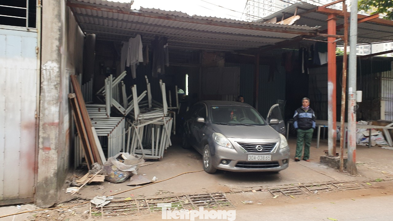 Cận cảnh khu nhà xưởng trái phép rộng hàng nghìn m2 trên đất trường học ở Hà Nội ảnh 6